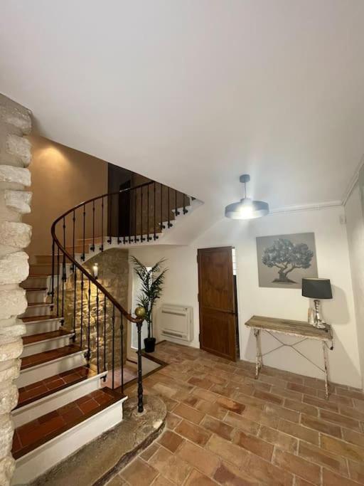 Maison De Village Pernes-les-Fontaines Extérieur photo