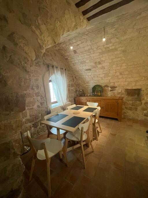 Maison De Village Pernes-les-Fontaines Extérieur photo