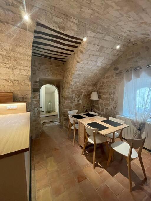 Maison De Village Pernes-les-Fontaines Extérieur photo