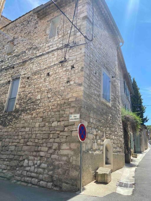 Maison De Village Pernes-les-Fontaines Extérieur photo